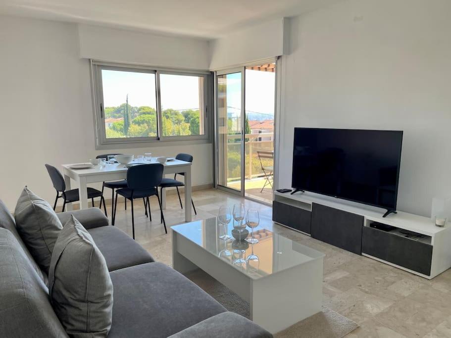 Tout Proche Gare Et Port, Vue Mer, Clim Et Parking Bandol Exterior photo